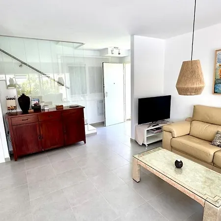 16 Luxury - Private Pool Вилла Аликанте